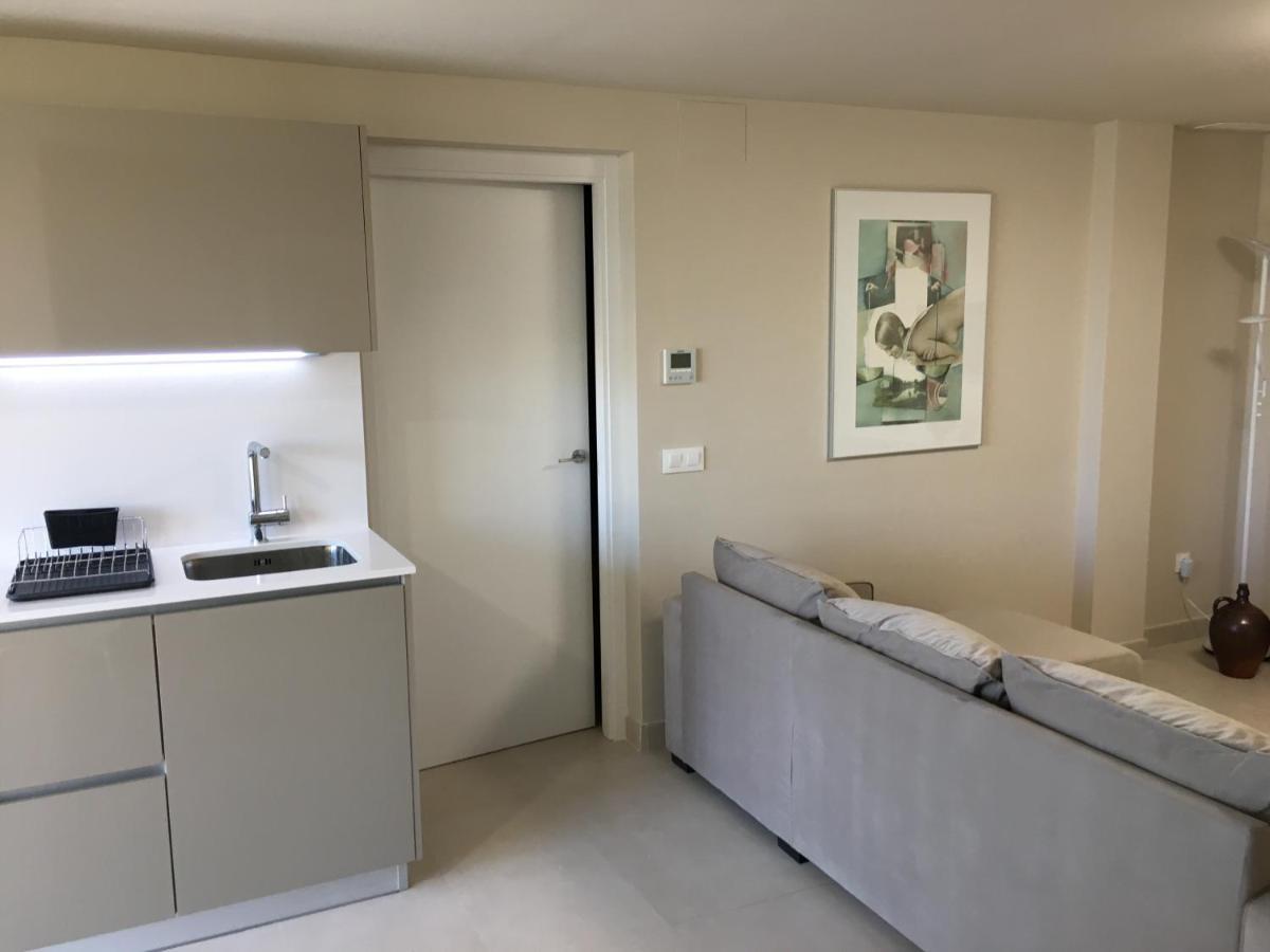 Very Beautiful Modern 2-Bed Apartment In 哈维亚 外观 照片